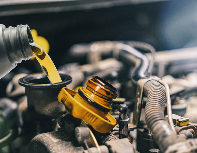 Automotive Gear Oil: Why It’s Essential for Smooth Driving