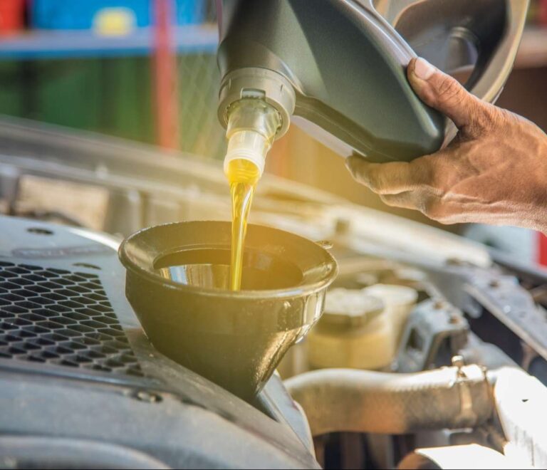 The Importance of High-Quality Engine Oil for Vehicle Performance
